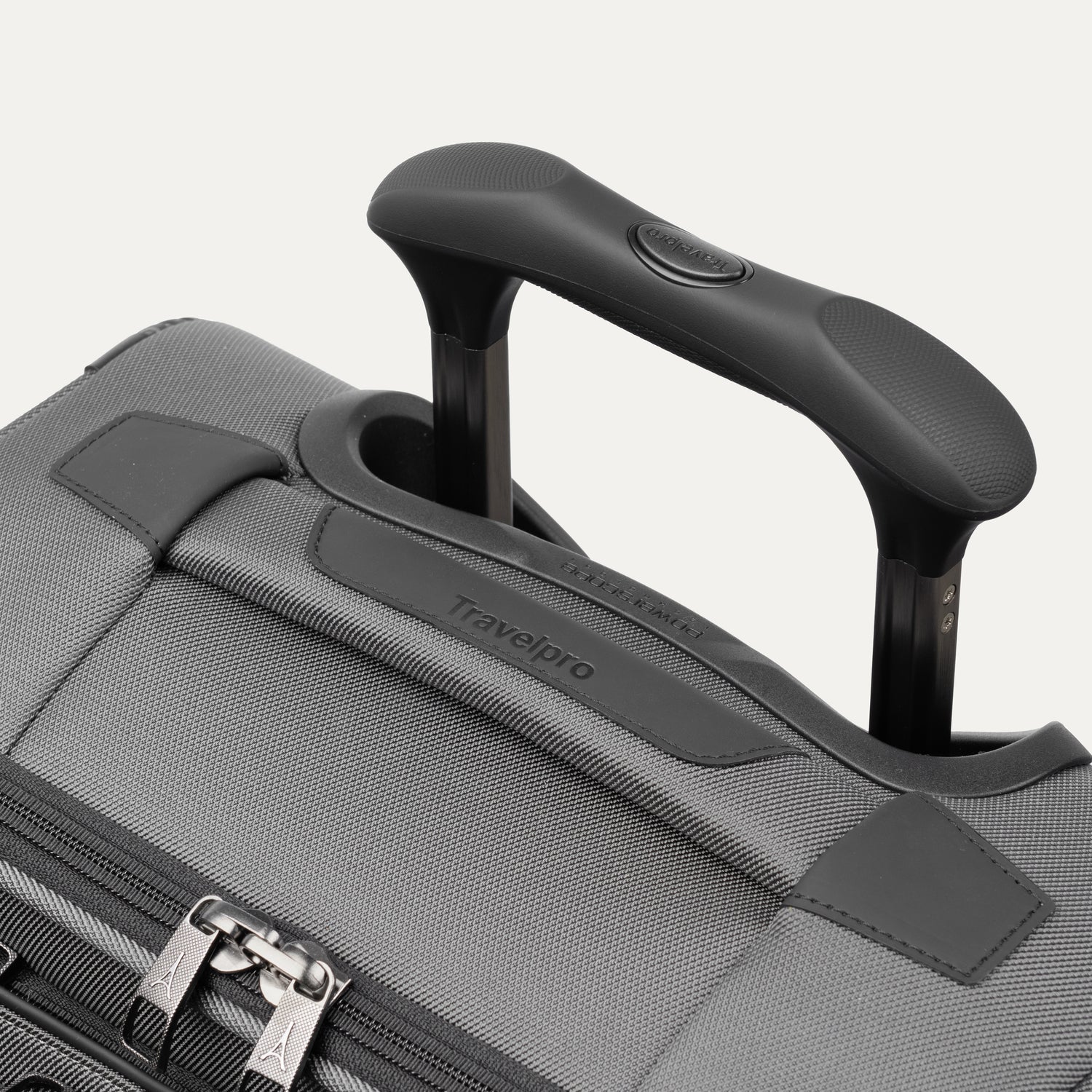 Crew™ Classic Compact Carry-On Spinner - Image 18