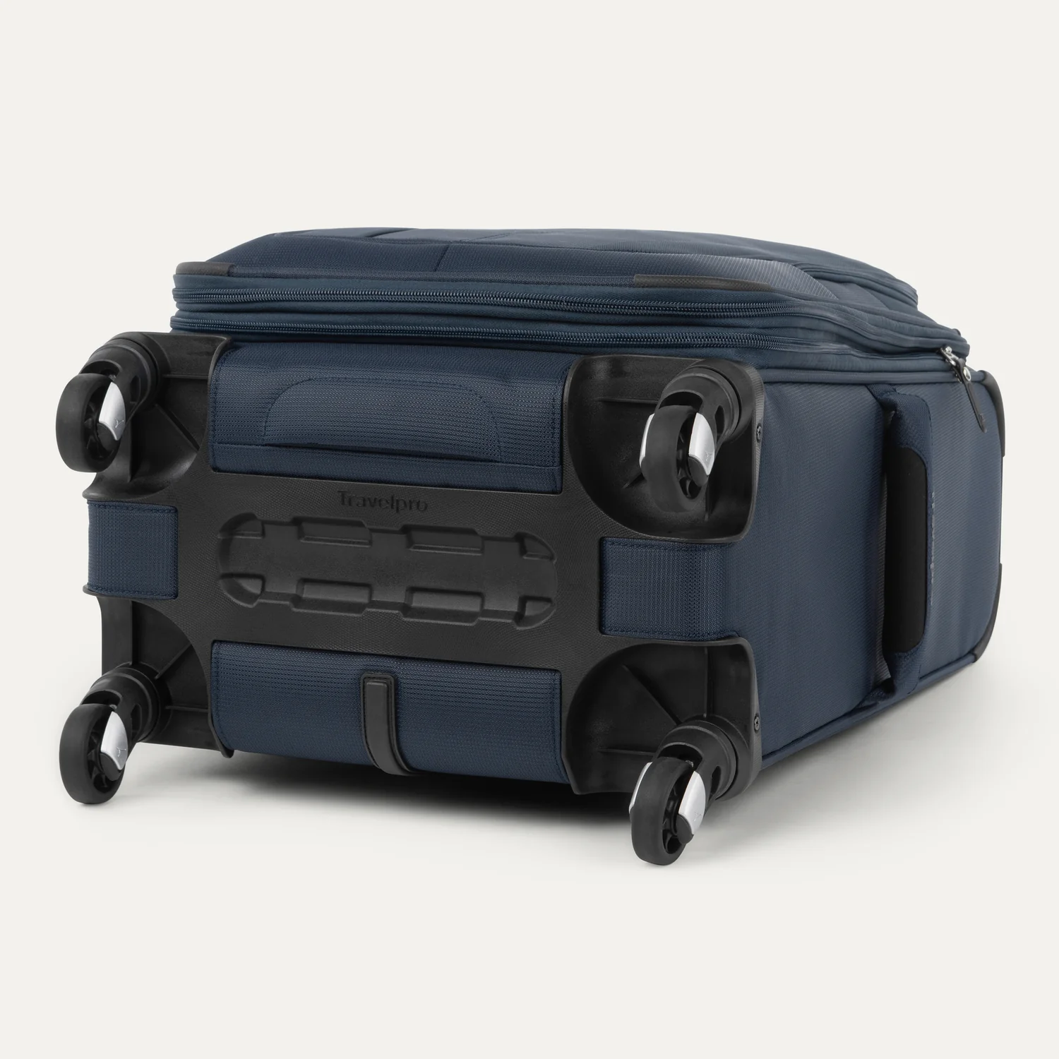 Maxlite® 5 Carry-On Spinner - Image 14