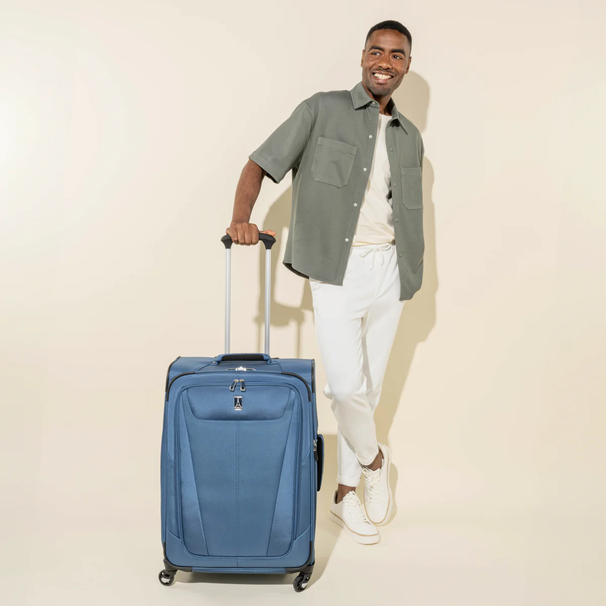 Maxlite® 5 Medium Check-In Spinner - Image 11