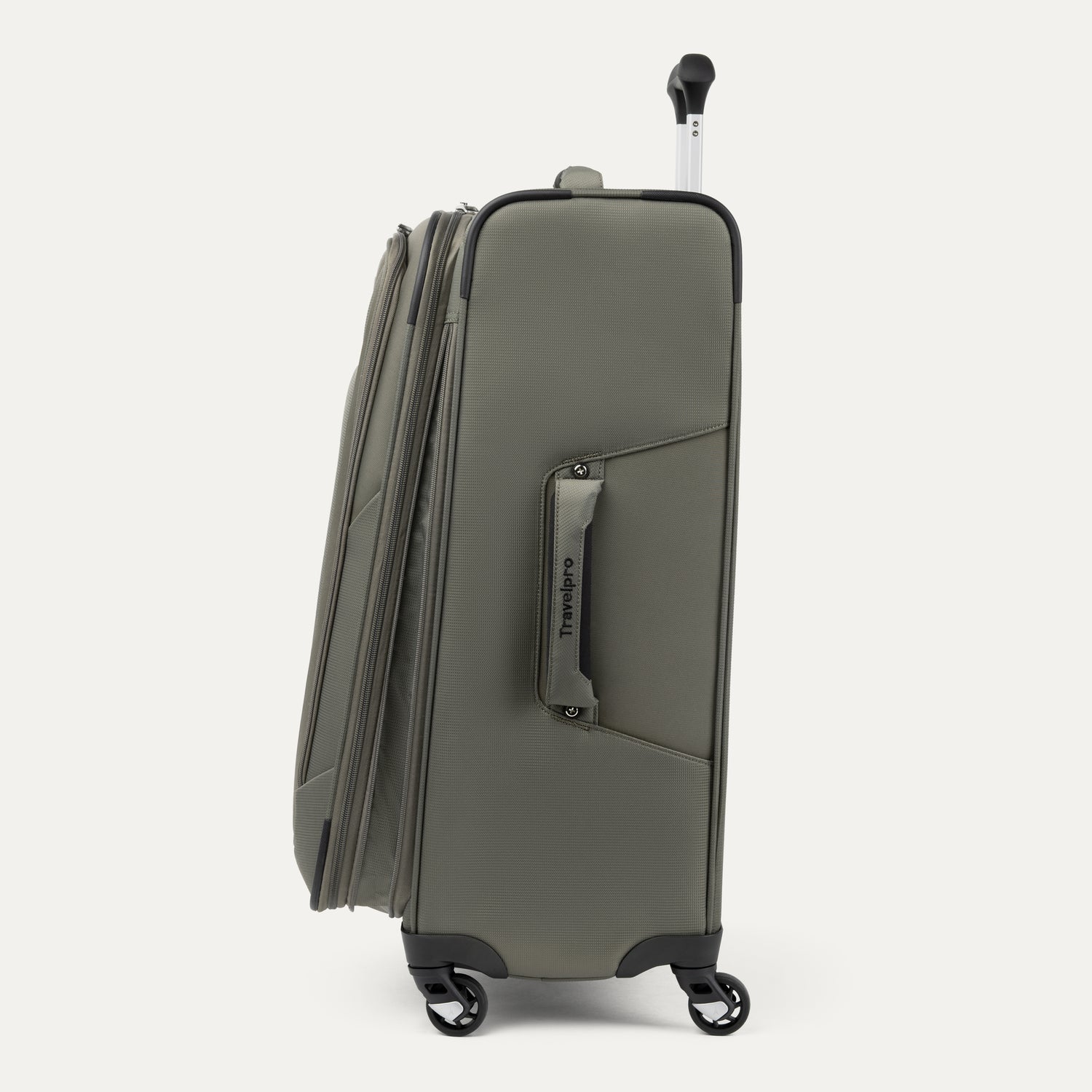 Maxlite® 5 Medium Check-In Spinner - Image 27