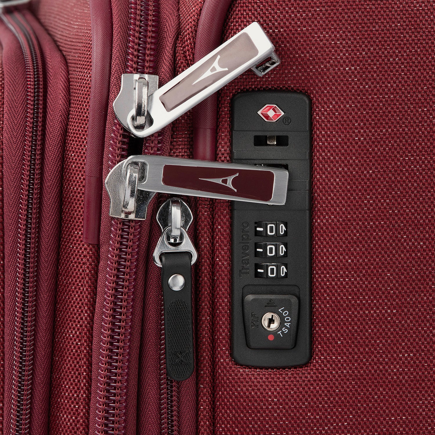 Platinum® Elite Large Check-In Spinner - Image 41