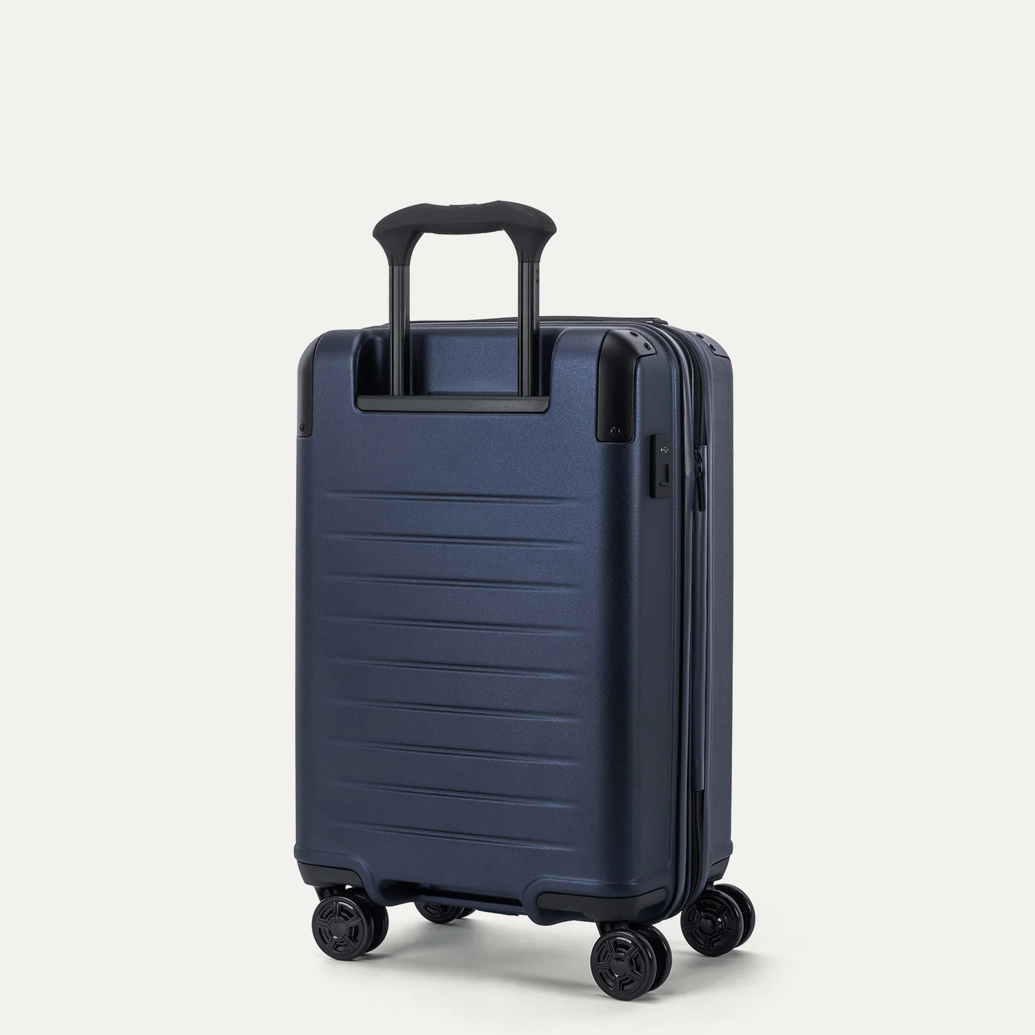 Platinum® Elite Carry-On / Medium / Large Hardside Set - Image 3