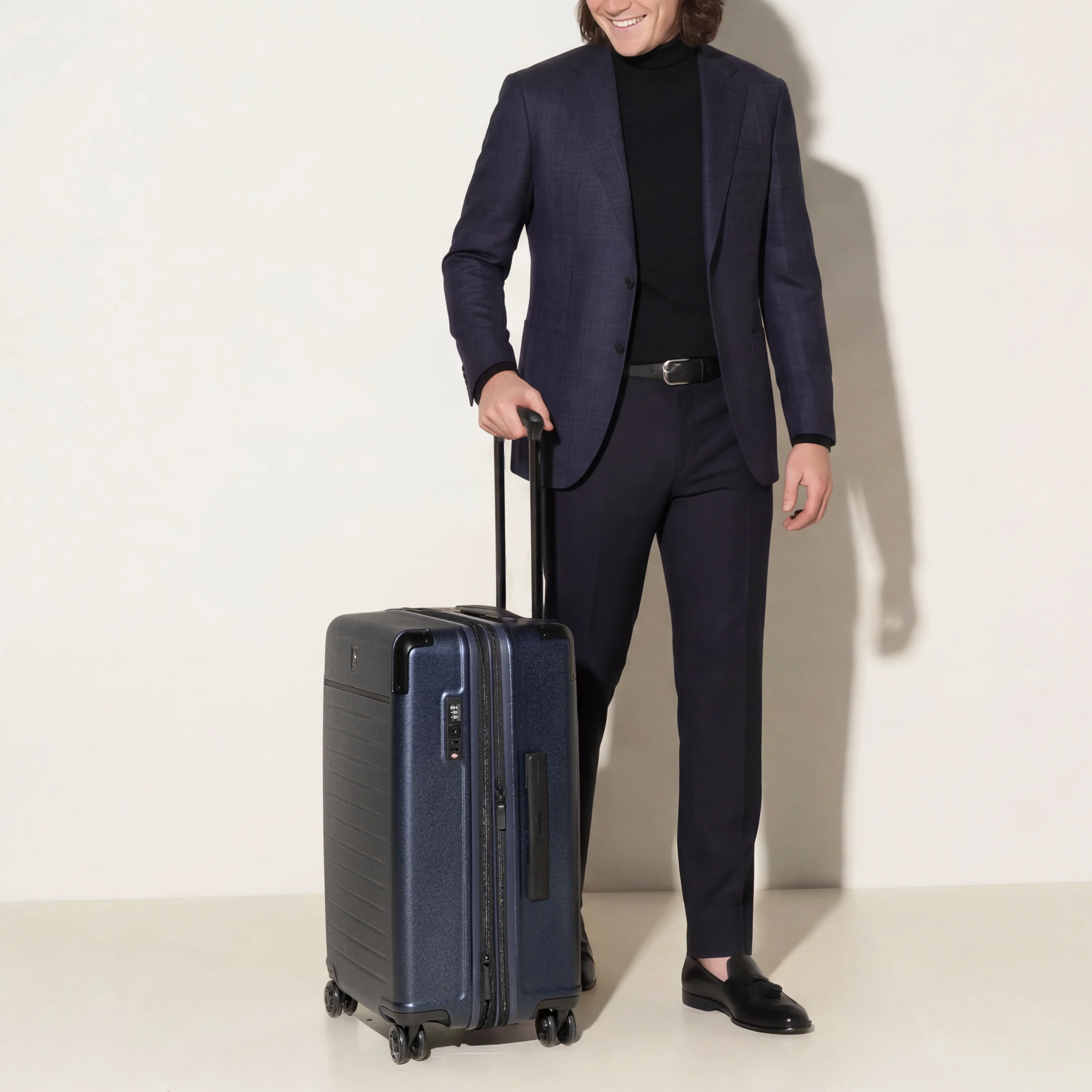 Platinum® Elite Carry-On / Medium / Large Hardside Set - Image 9