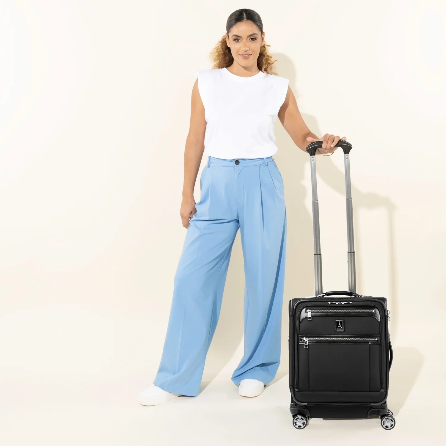 Platinum® Elite International Carry-On Spinner - Image 26