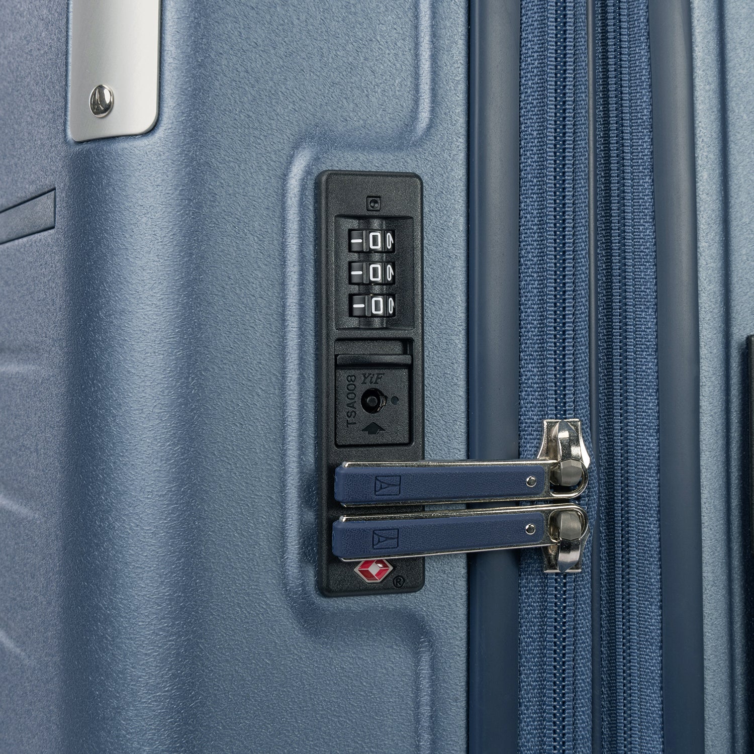 Platinum® Elite Compact Carry-On Hardside Spinner - Image 6
