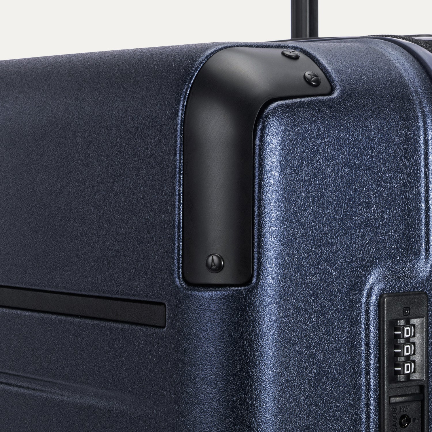 Platinum® Elite Large Check-In Hardside Spinner - Image 15