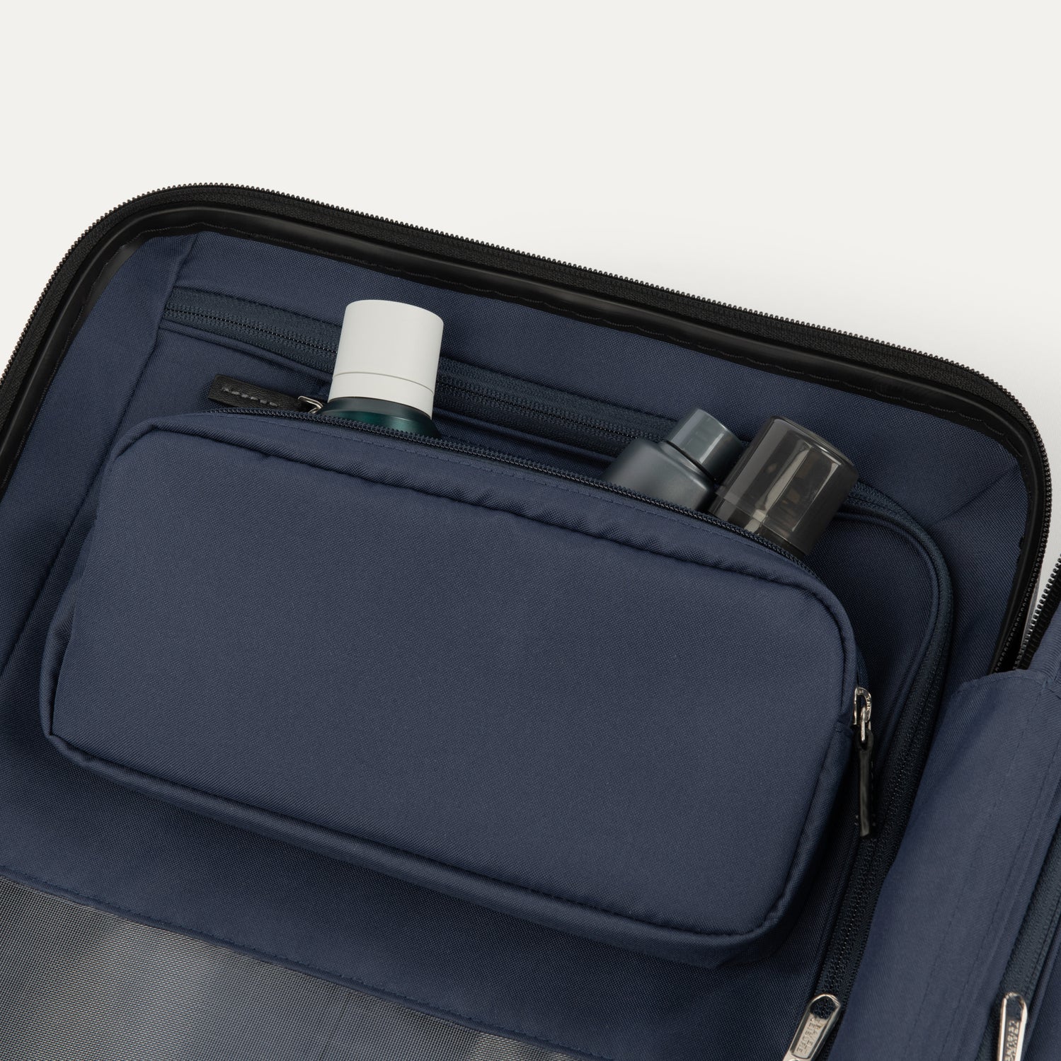 Travelpro® x Travel + Leisure® Compact Carry-On Spinner - Image 22